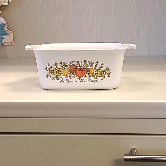 Corningware Other - Vintage Casserole Dish